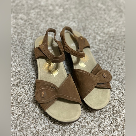 Dansko Women Sandals Iris Nubuck Comfort Leather Ankle Strap shoes EU 42 US 11.5 - Picture 2 of 8